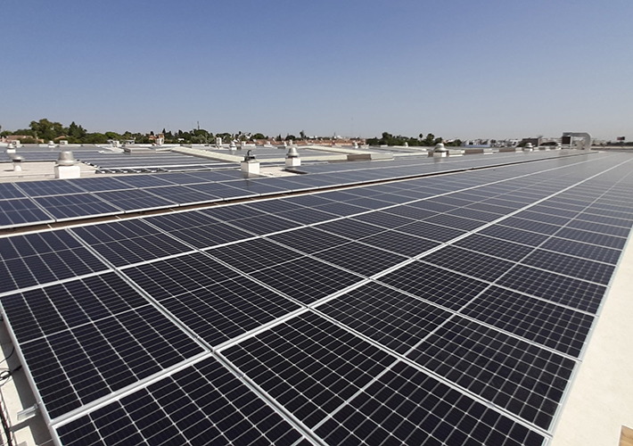 Foto Iberdrola construirá y operará para Lactalis una planta fotovoltaica de autoconsumo en su fábrica de queso de Villarrobledo (Albacete).